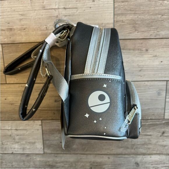 NWT Loungefly | 2024 Disney Parks Star Wars Mandalorian and Grogu Mini Backpack - Picture 6 of 11